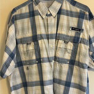Columbia Men's Blue, White & Yellow Plaid Short-Sleeve Button-Down Shirt